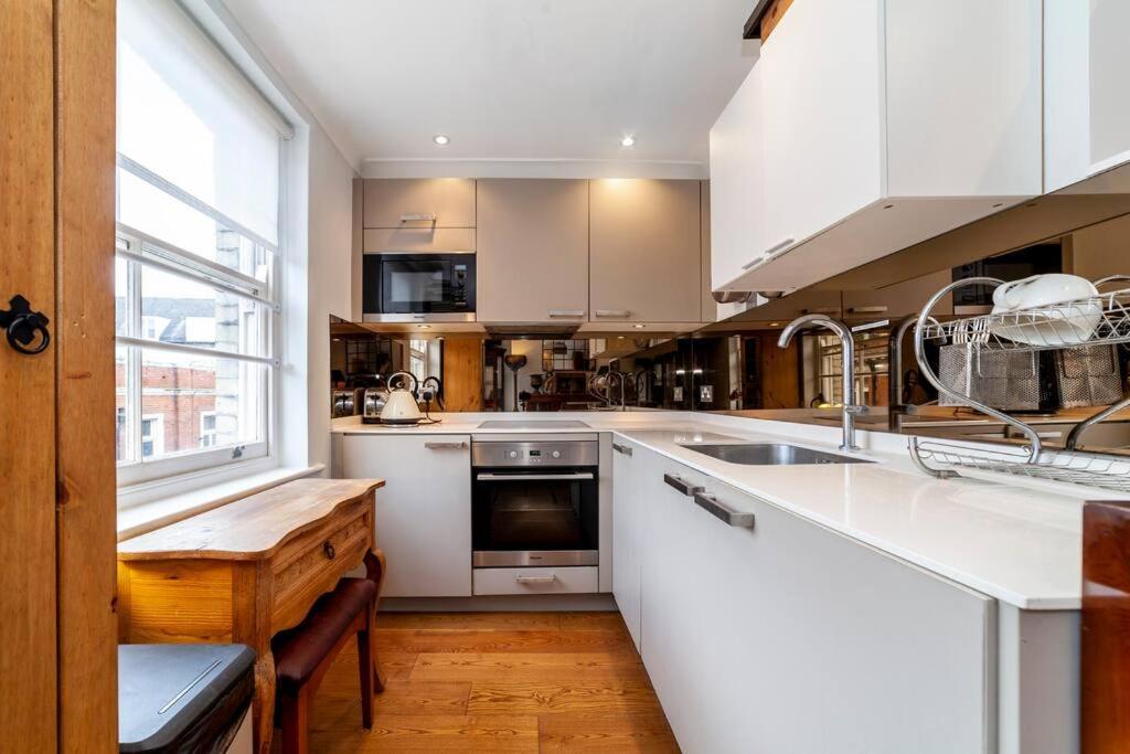 Outstanding Antique 1Br Flat In Soho Apartment London Exterior photo